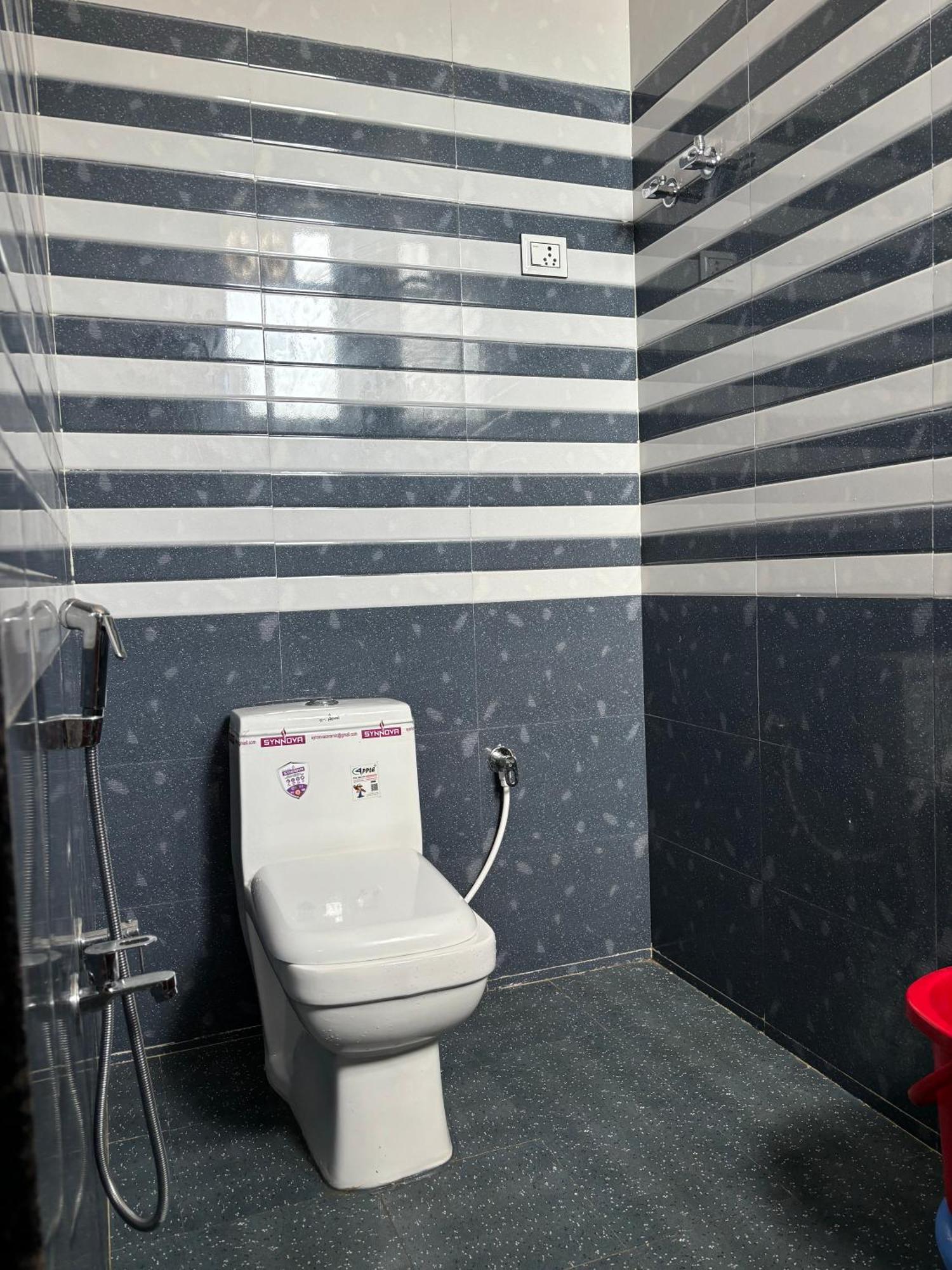 Hotel Raghunath Palace Khātu Екстериор снимка
